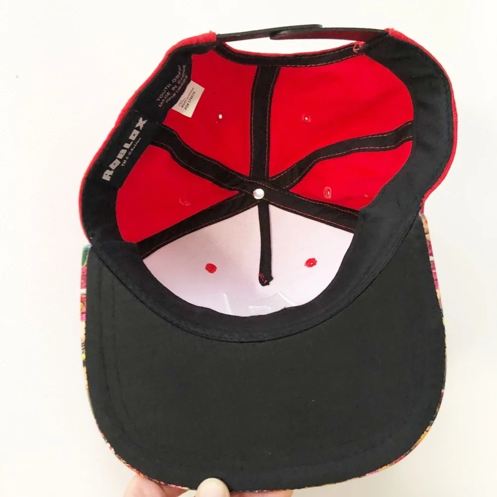 Roblox Snap Back Hat Cap Youth Size OSFM Printed All Over Graphics Bill Clean!